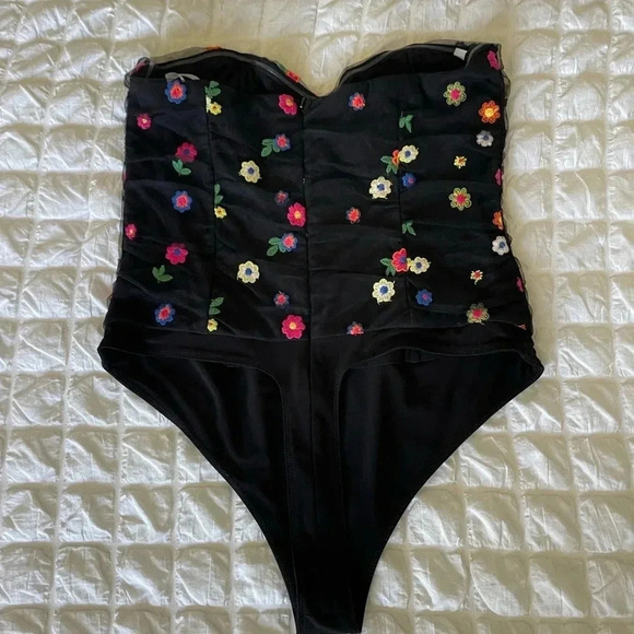 Revolve Lovers + Friends embroidered mesh floral bodysuit - Picture 10 of 13